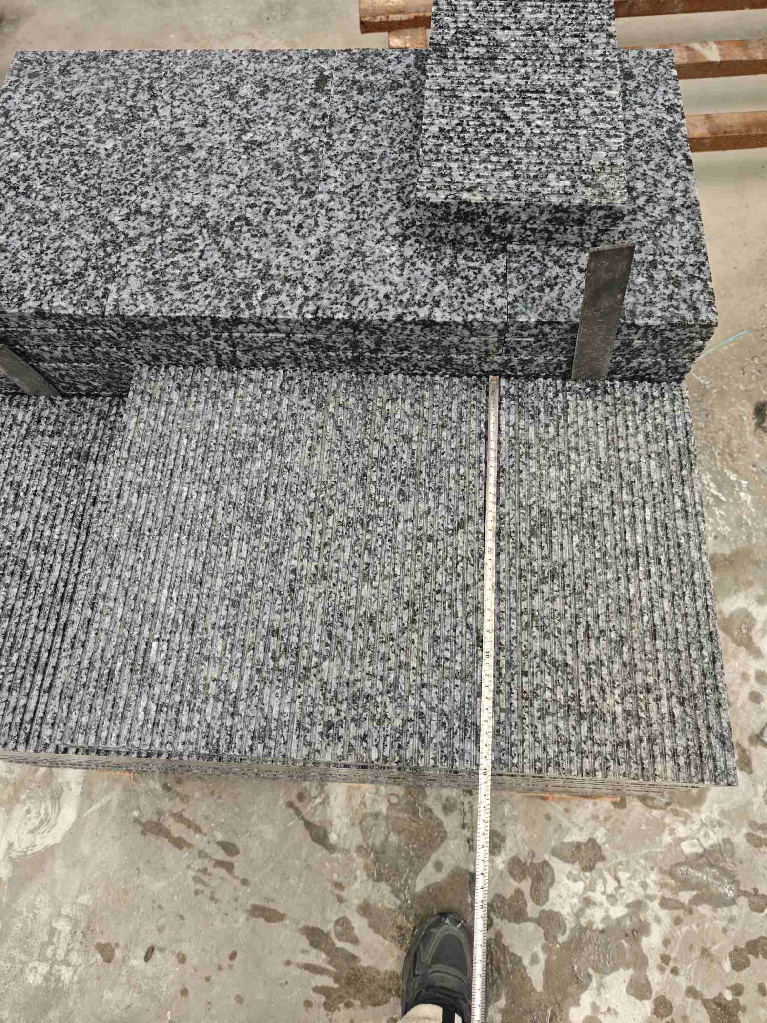 松原芝麻黑拉丝面