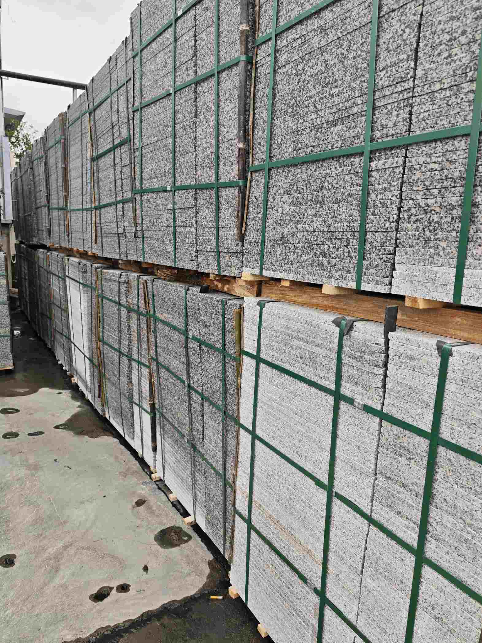 松原芙蓉白地铺石，石材地铺石